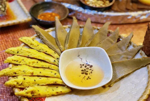怒江傳媒公司：傈僳族手抓飯，是很多人來(lái)怒江的第一餐