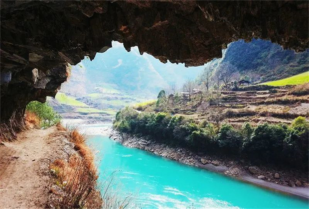 怒江旅行社：貢山，一個(gè)來(lái)了就不想走的地方